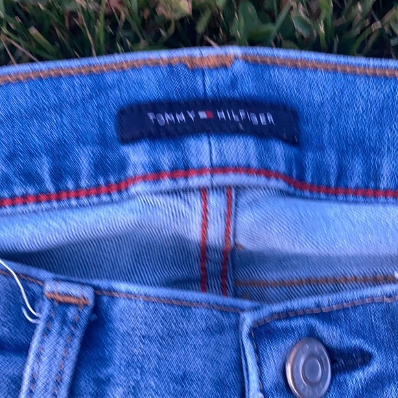 Tommy Hilfiger Jeans! - Picture 2 of 2
